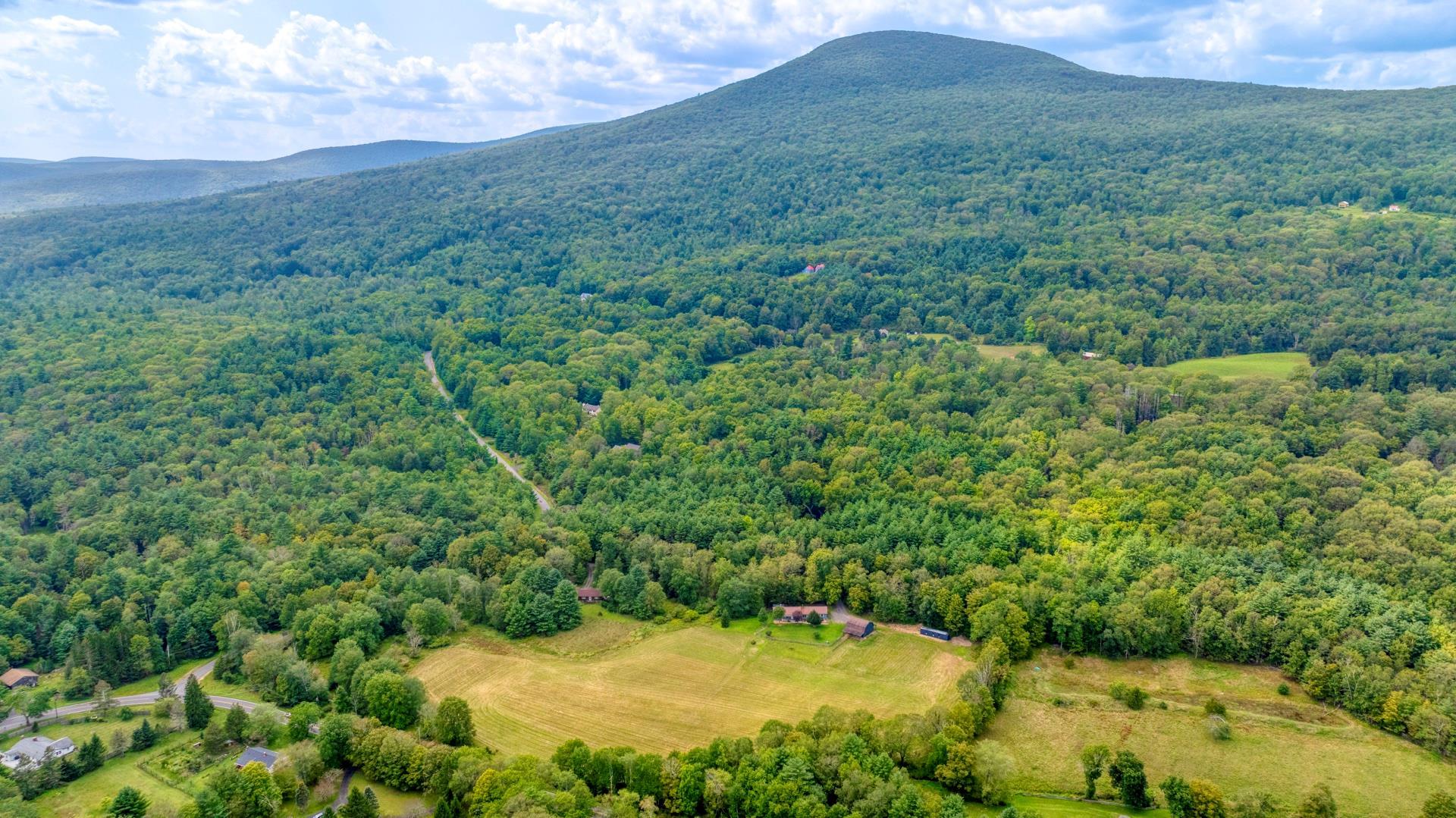 Single Family Jomar  Ulster County, NY 12461, MLS-868698-41