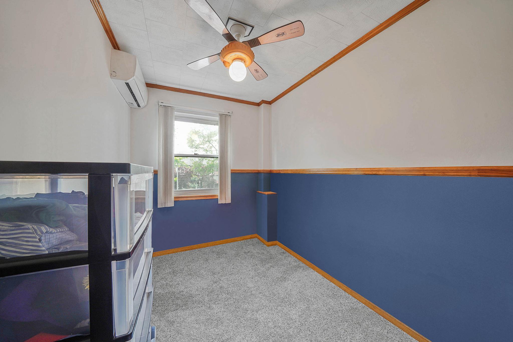 Single Family 71st  Queens, NY 11378, MLS-868702-11