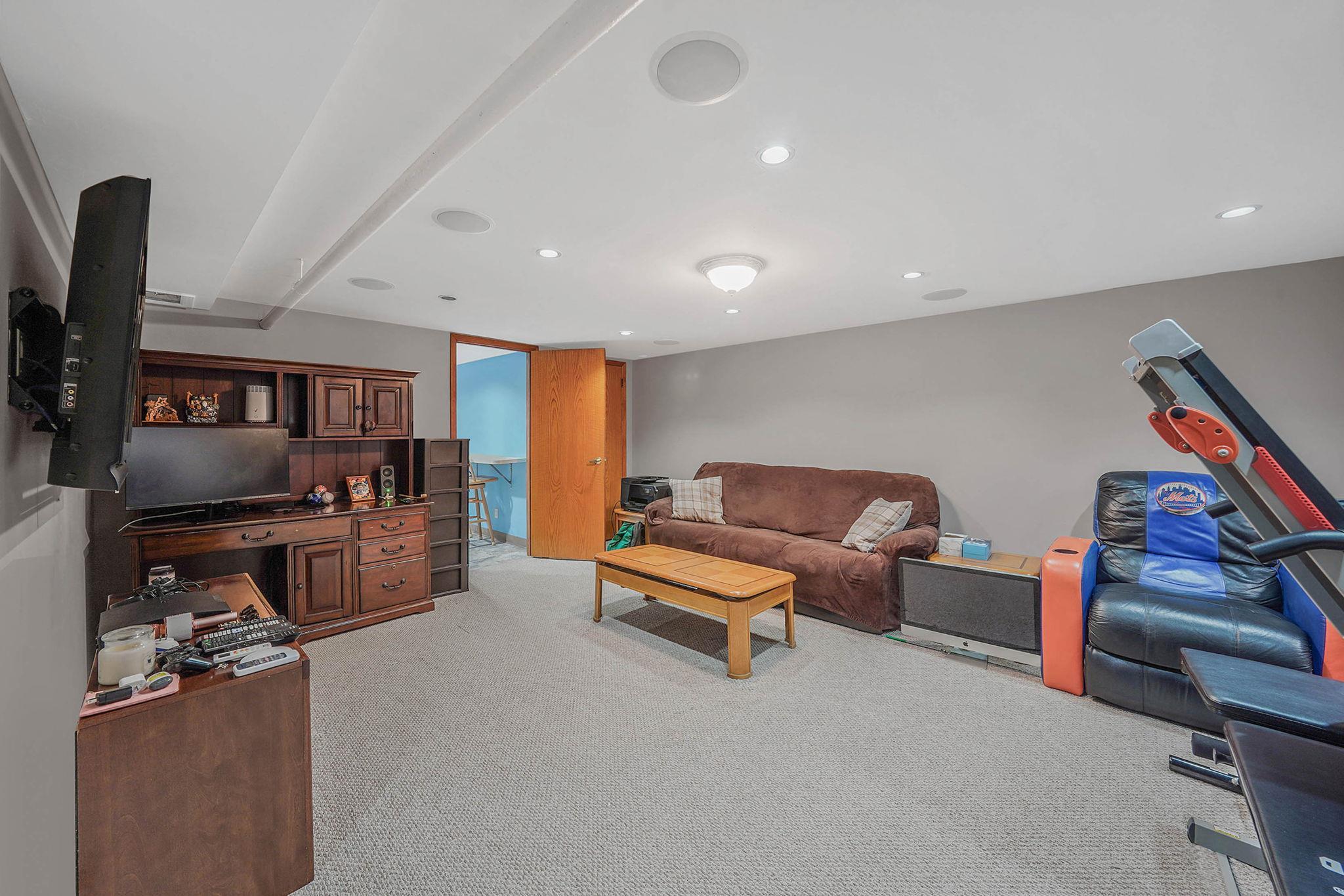 Single Family 71st  Queens, NY 11378, MLS-868702-13