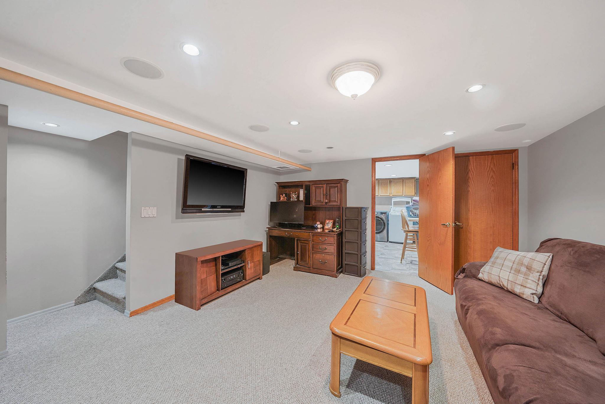 Single Family 71st  Queens, NY 11378, MLS-868702-14