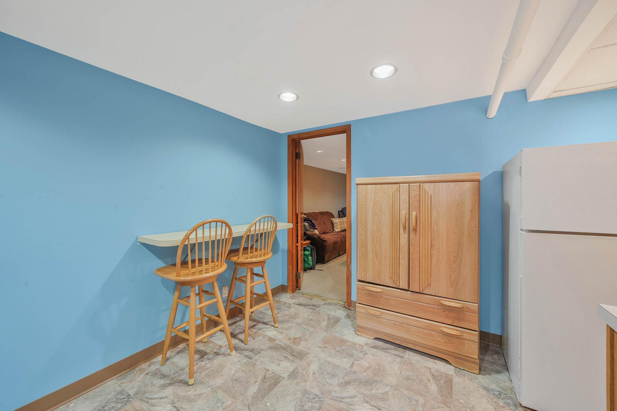 Single Family 71st  Queens, NY 11378, MLS-868702-16