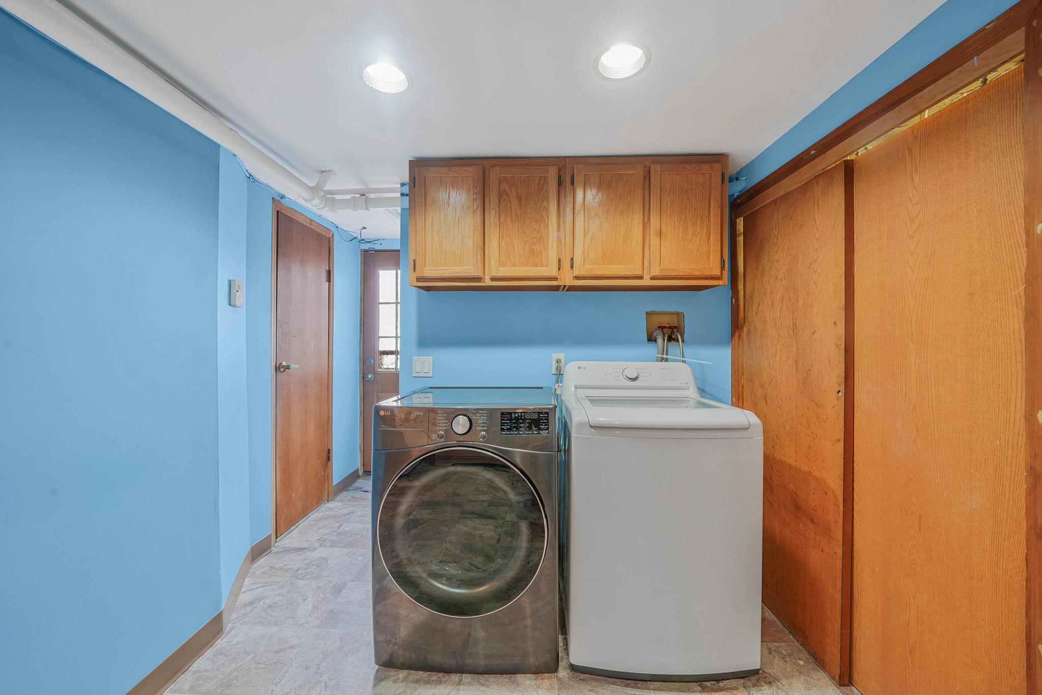 Single Family 71st  Queens, NY 11378, MLS-868702-18