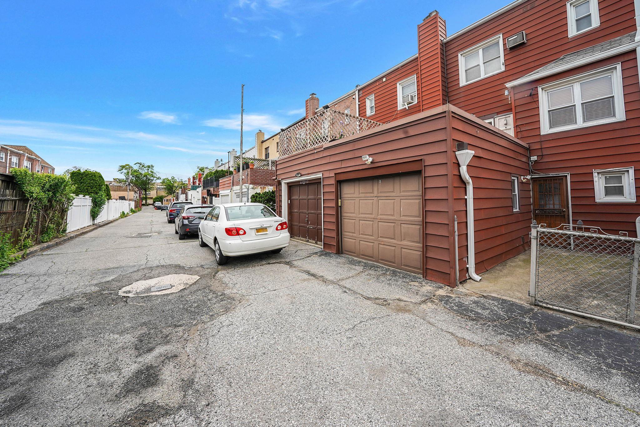 Single Family 71st  Queens, NY 11378, MLS-868702-24