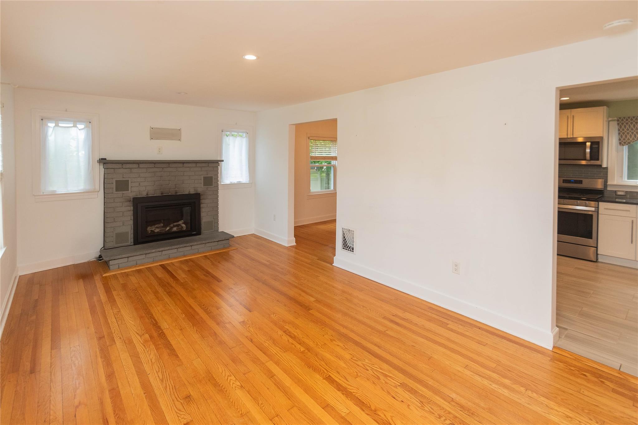 Single Family South  Orange County, NY 10990, MLS-868721-12