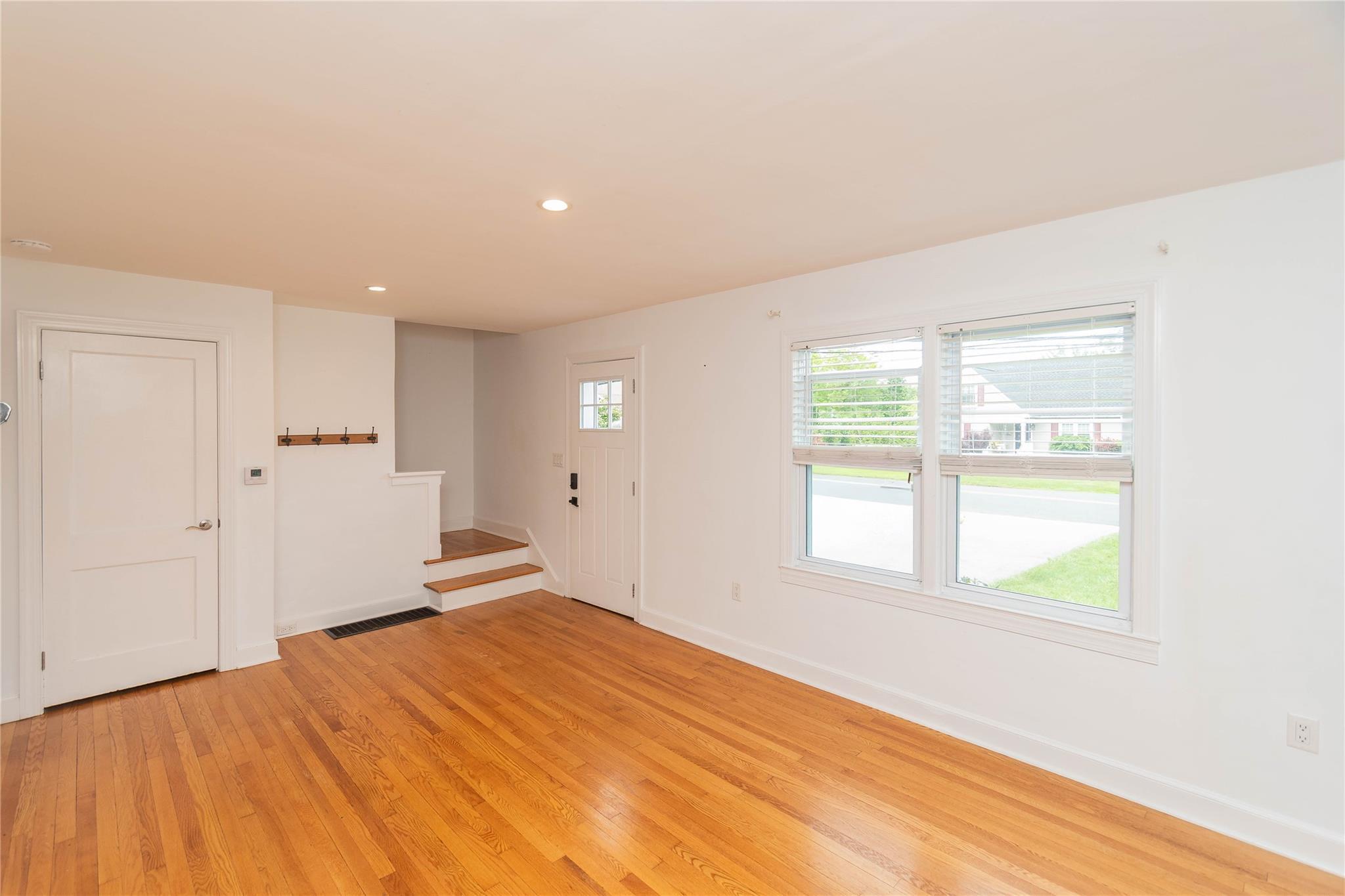Single Family South  Orange County, NY 10990, MLS-868721-15
