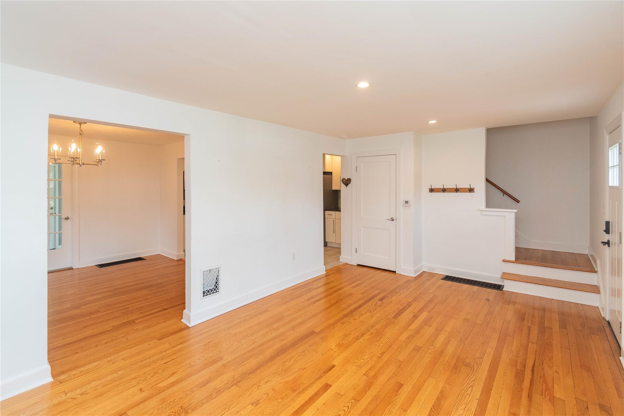 Single Family South  Orange County, NY 10990, MLS-868721-17
