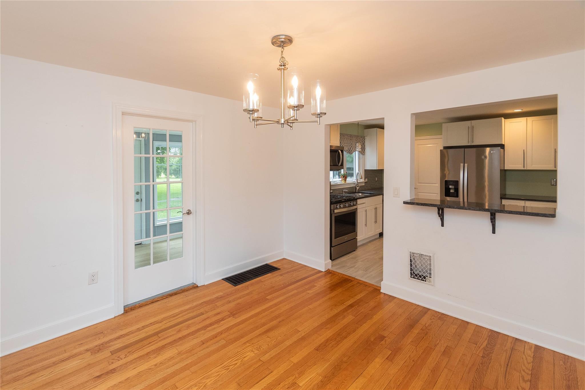 Single Family South  Orange County, NY 10990, MLS-868721-25