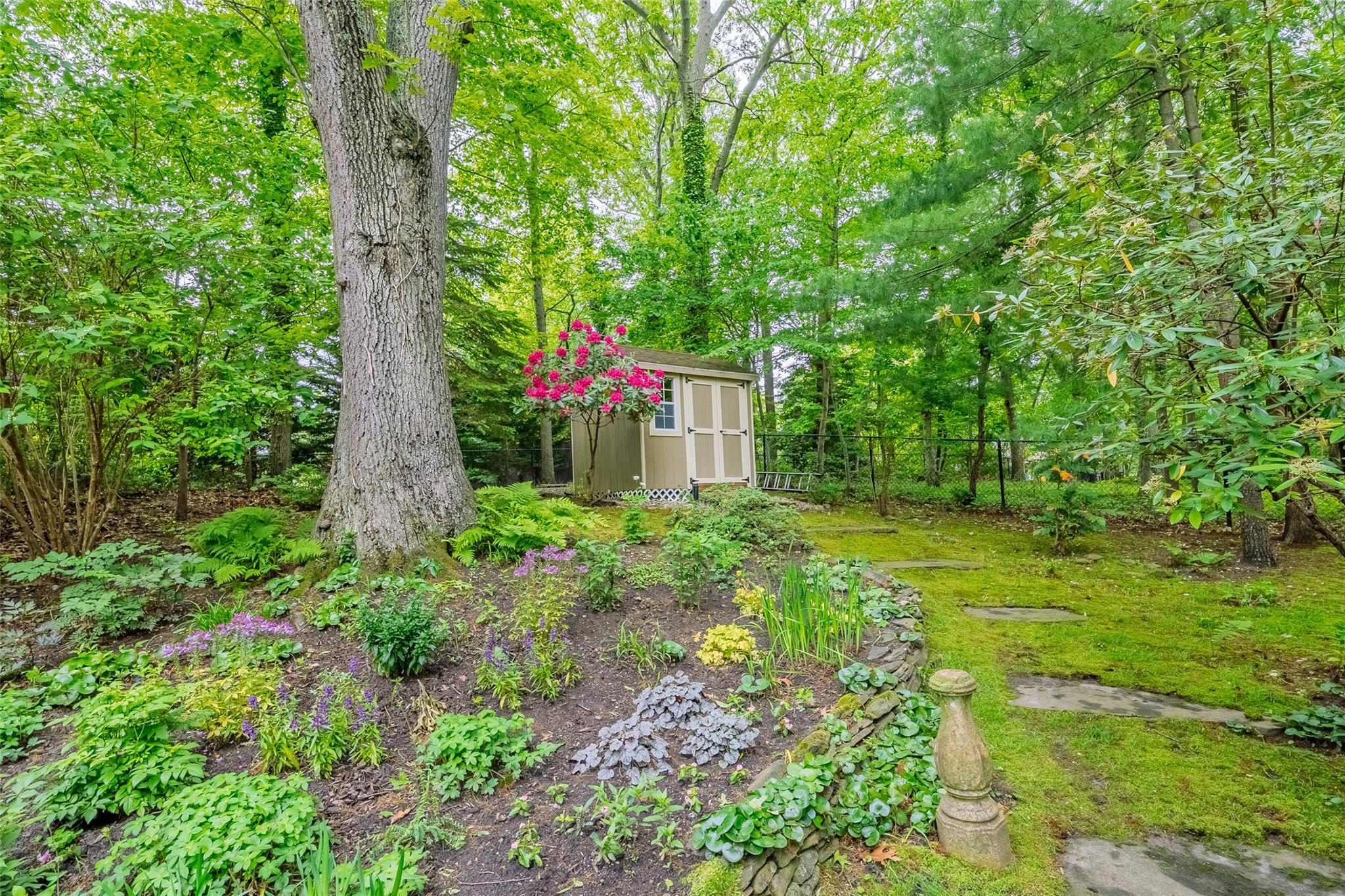 Single Family Nadworny  Suffolk County, NY 11790, MLS-868723-11