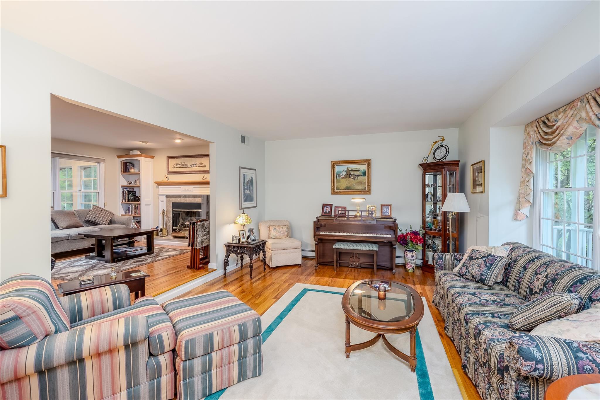 Single Family Nadworny  Suffolk County, NY 11790, MLS-868723-21