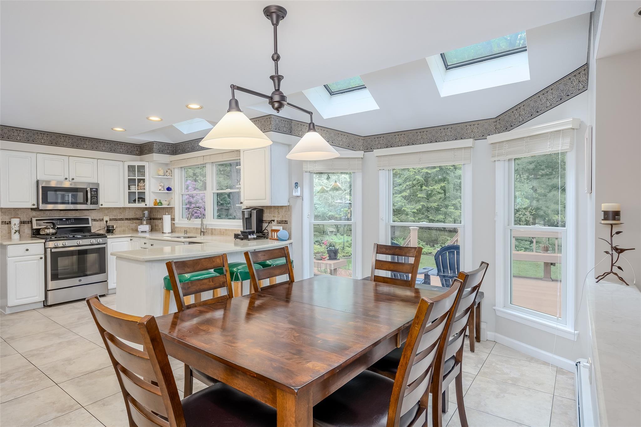 Single Family Nadworny  Suffolk County, NY 11790, MLS-868723-25