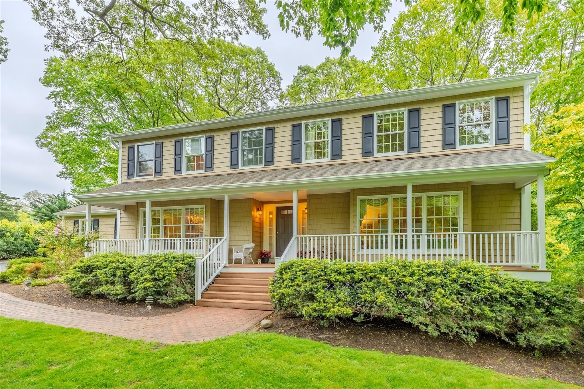 Single Family Nadworny  Suffolk County, NY 11790, MLS-868723-3