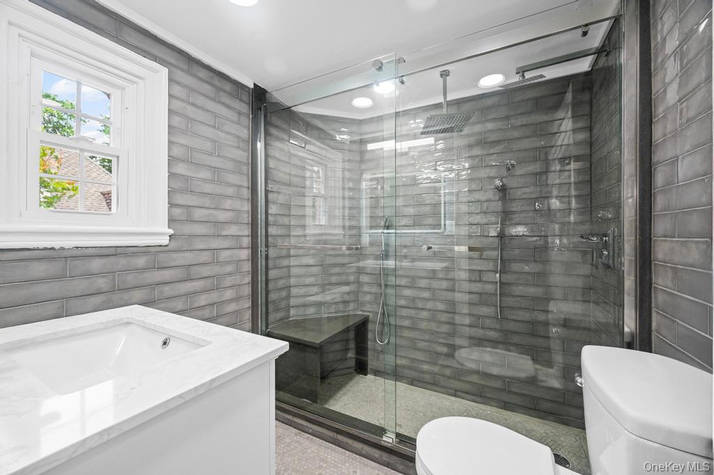 Single Family Brookville Nassau County, NY 11545, MLS-868728-23