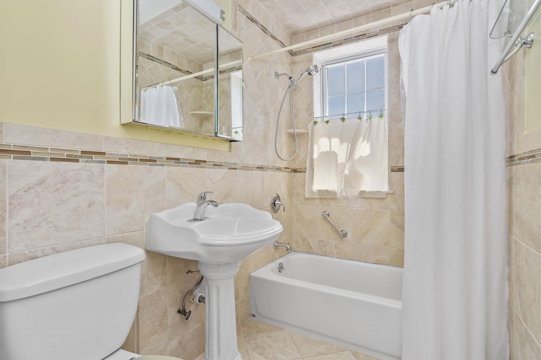Single Family Tyndall  Bronx, NY 10471, MLS-868729-13