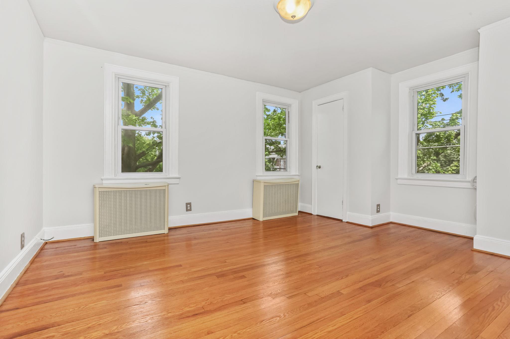 Single Family Tyndall  Bronx, NY 10471, MLS-868729-18