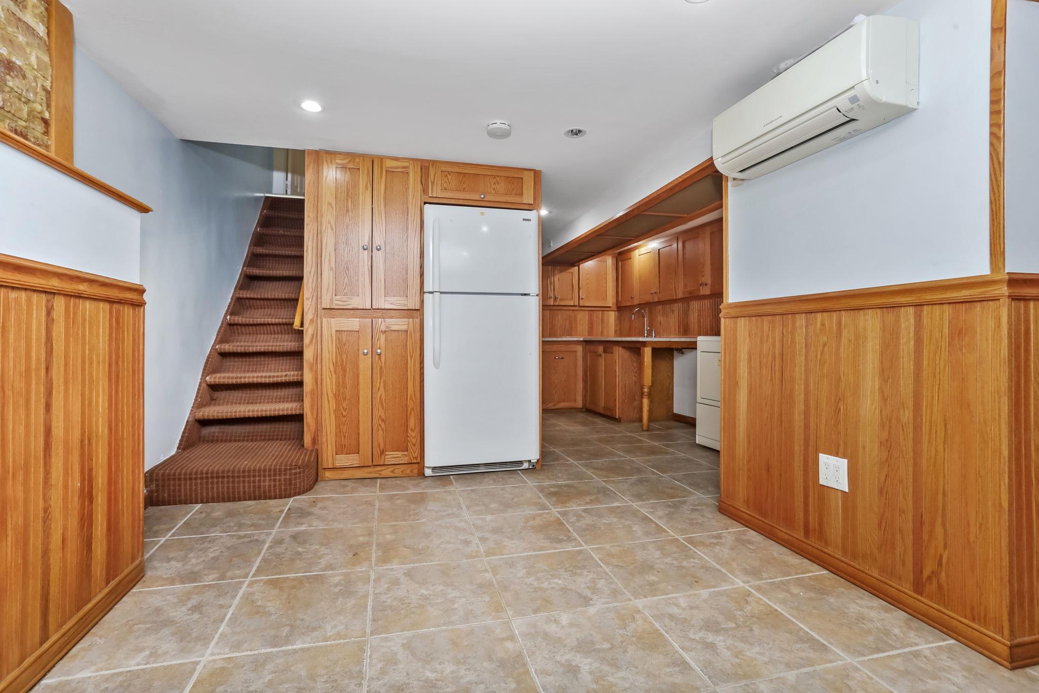 Single Family Tyndall  Bronx, NY 10471, MLS-868729-26