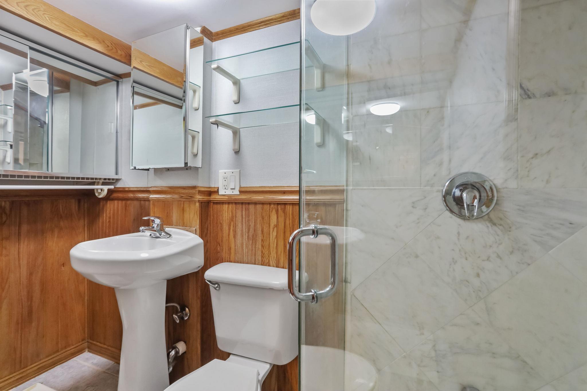 Single Family Tyndall  Bronx, NY 10471, MLS-868729-27