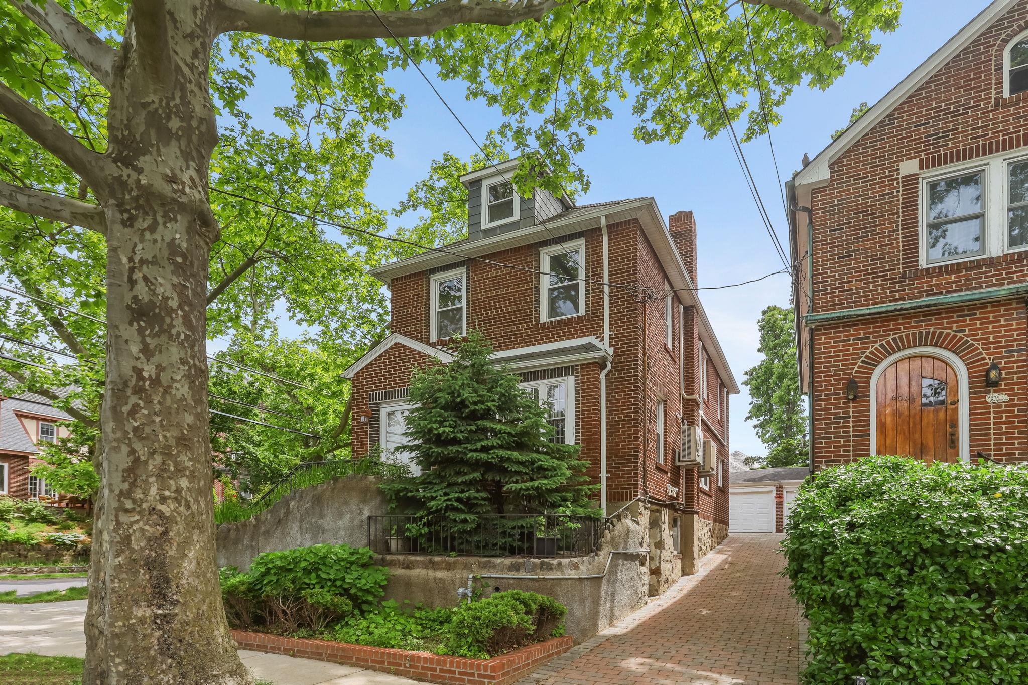 Single Family Tyndall  Bronx, NY 10471, MLS-868729-42