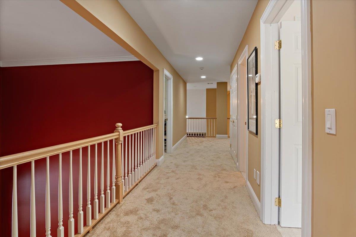 Condo Harbor View  Nassau County, NY 11050, MLS-868733-23