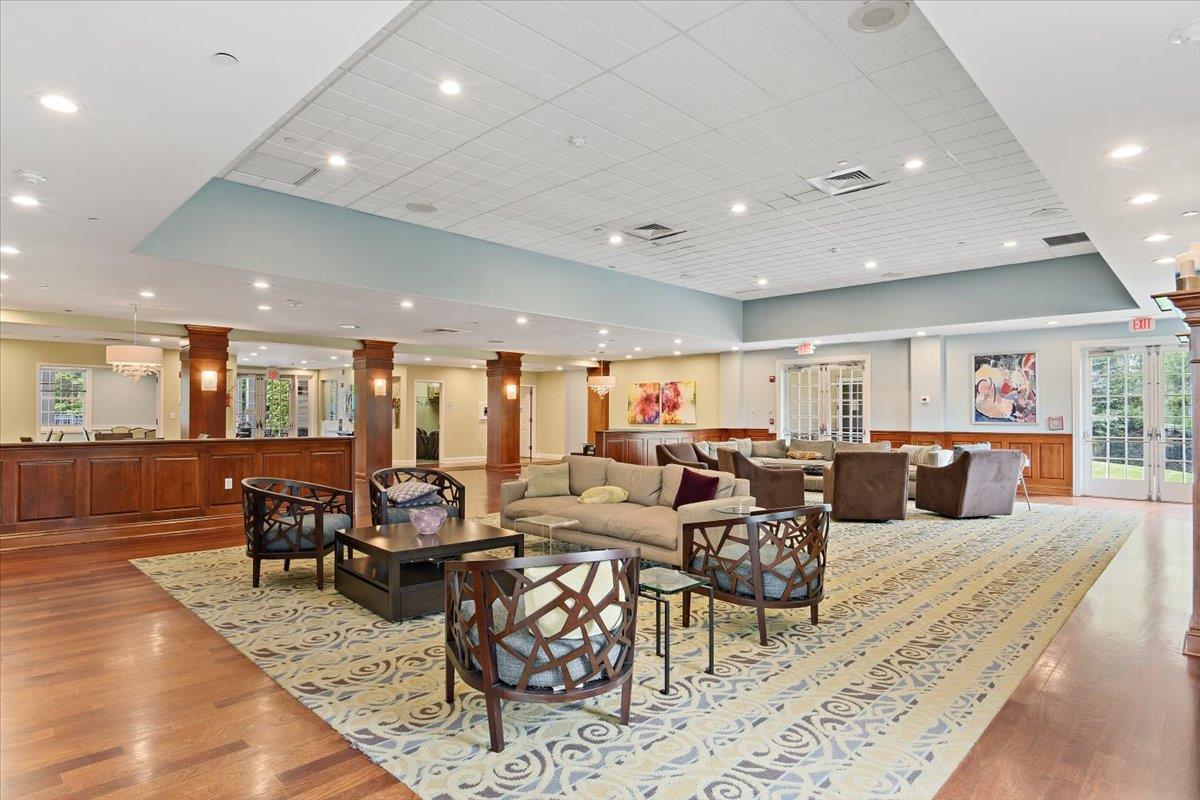 Condo Harbor View  Nassau County, NY 11050, MLS-868733-30