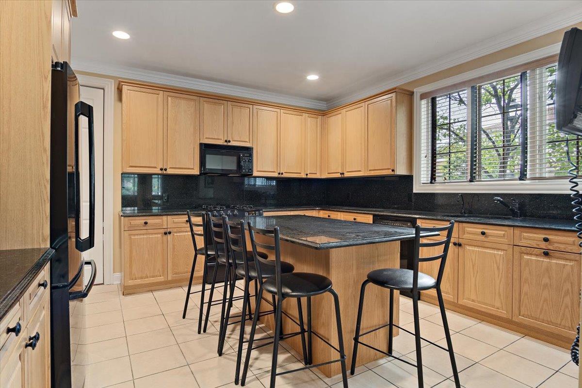 Condo Harbor View  Nassau County, NY 11050, MLS-868733-7