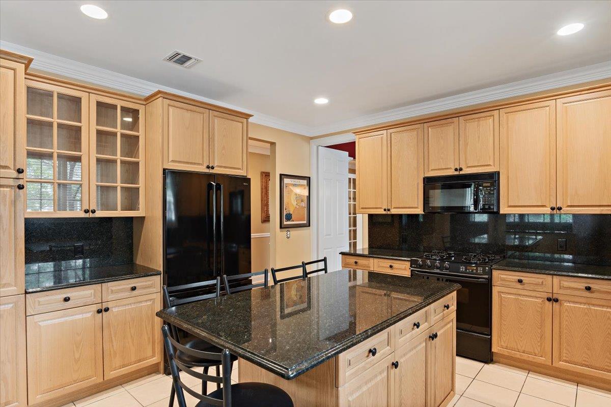 Condo Harbor View  Nassau County, NY 11050, MLS-868733-9