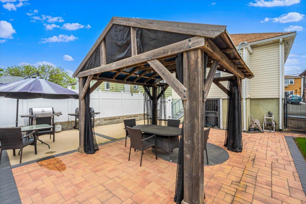 Single Family Beach 47th  Queens, NY 11691, MLS-868749-16