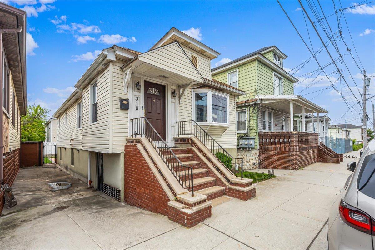 Single Family Beach 47th  Queens, NY 11691, MLS-868749-2