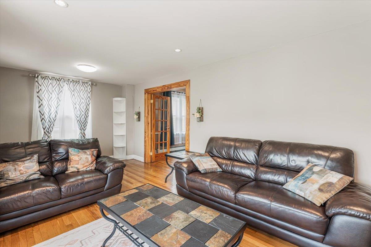 Single Family Beach 47th  Queens, NY 11691, MLS-868749-4
