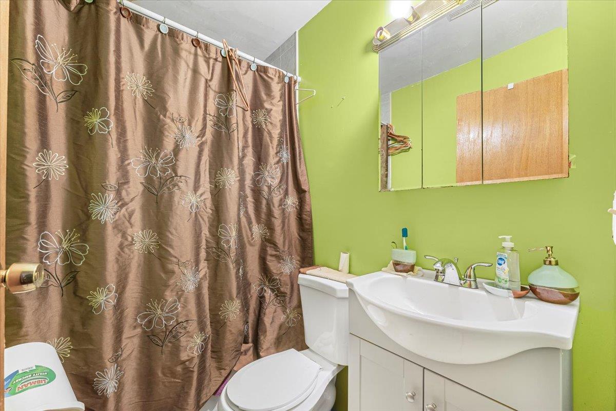 Single Family 179th  Bronx, NY 10460, MLS-868753-18