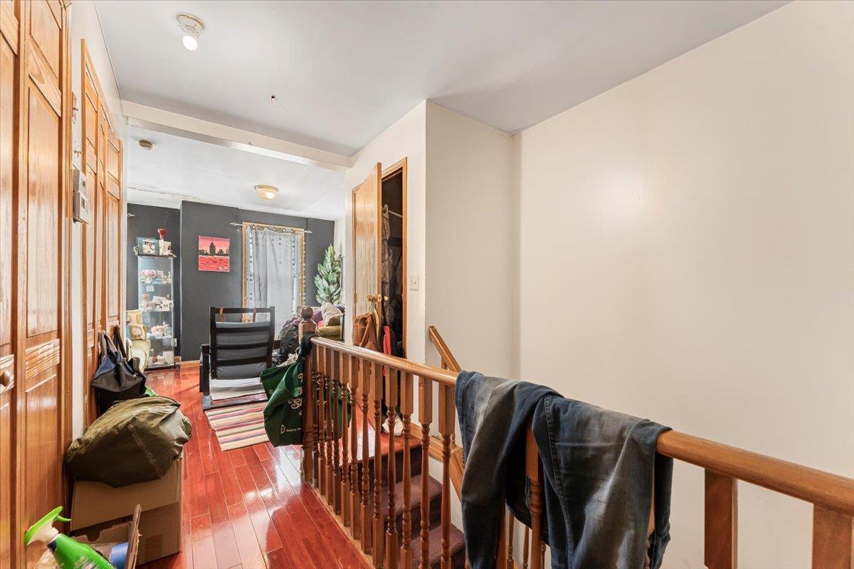Single Family 179th  Bronx, NY 10460, MLS-868753-21