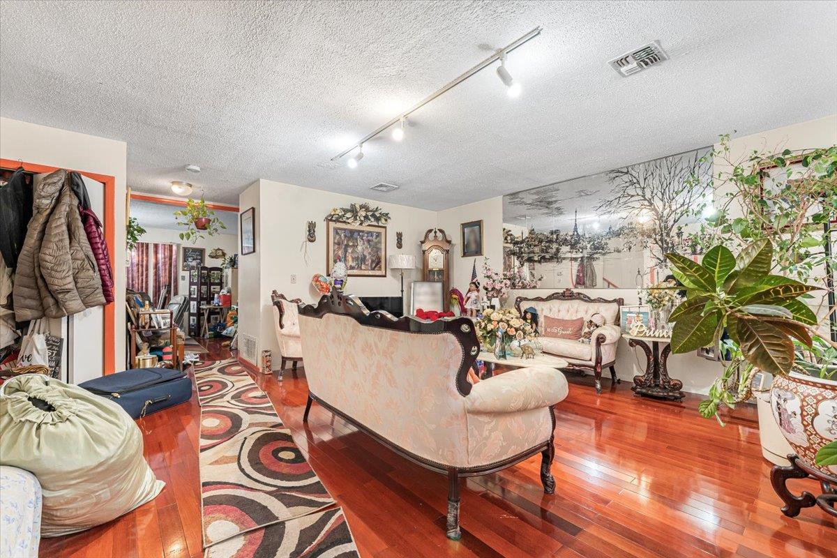 Single Family 179th  Bronx, NY 10460, MLS-868753-4