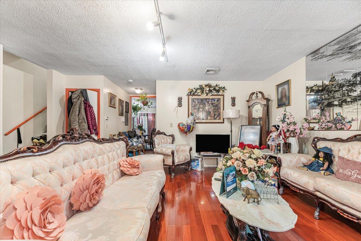 Single Family 179th  Bronx, NY 10460, MLS-868753-5