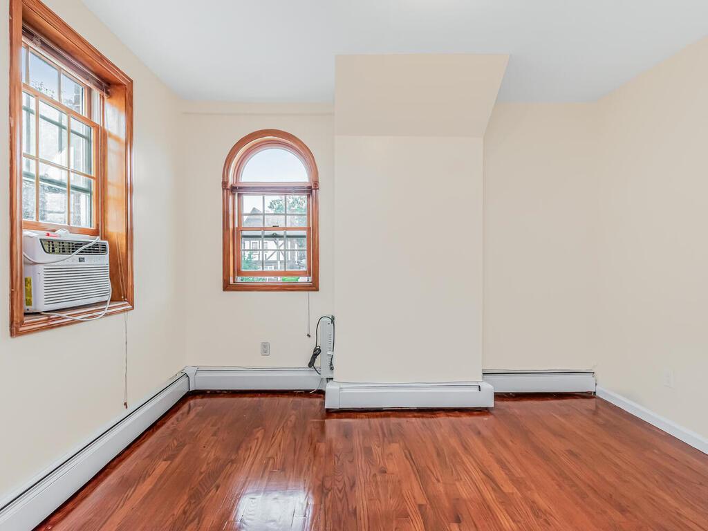 Single Family 146th  Queens, NY 11355, MLS-868758-9