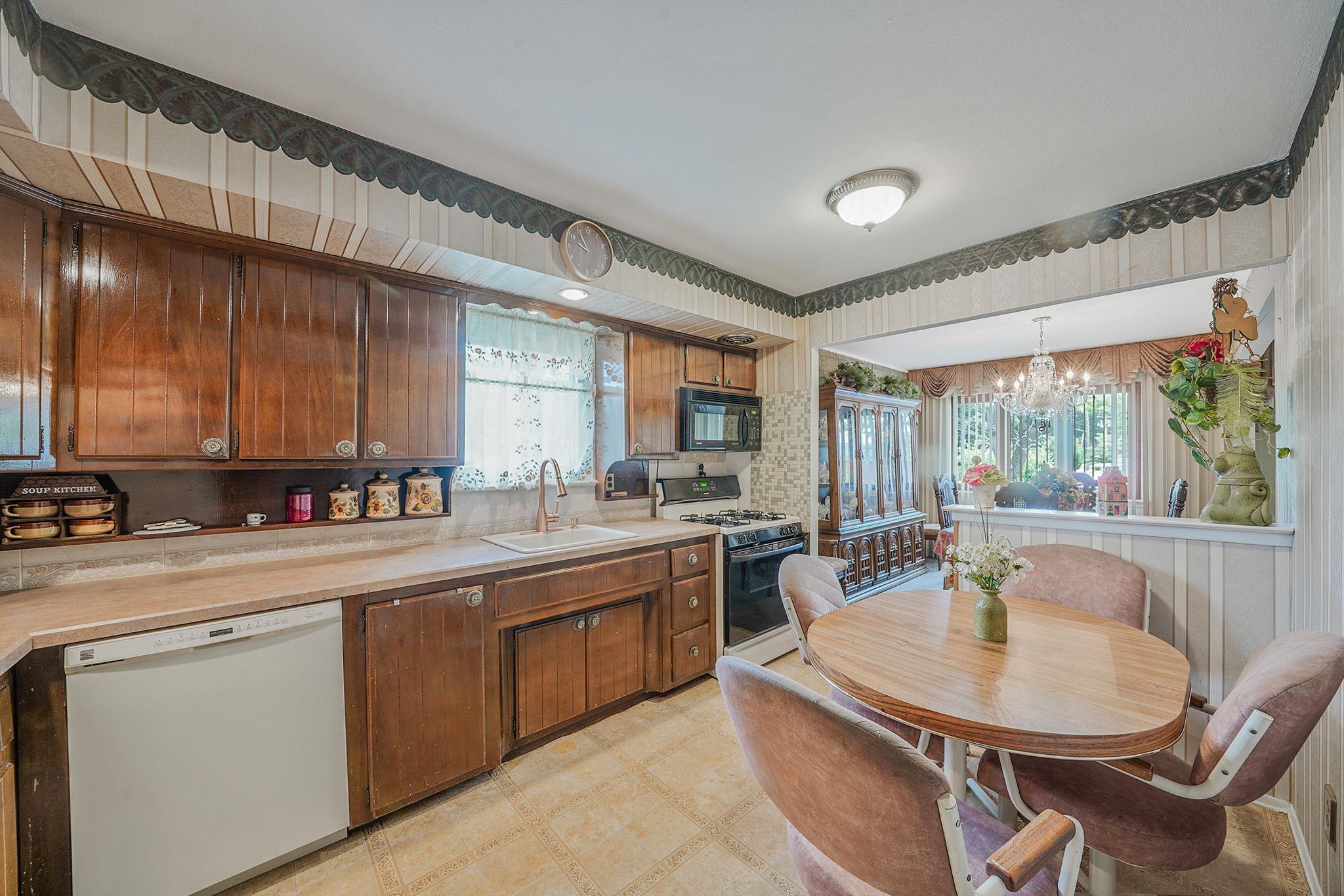 Single Family 167  Queens, NY 11358, MLS-868772-7