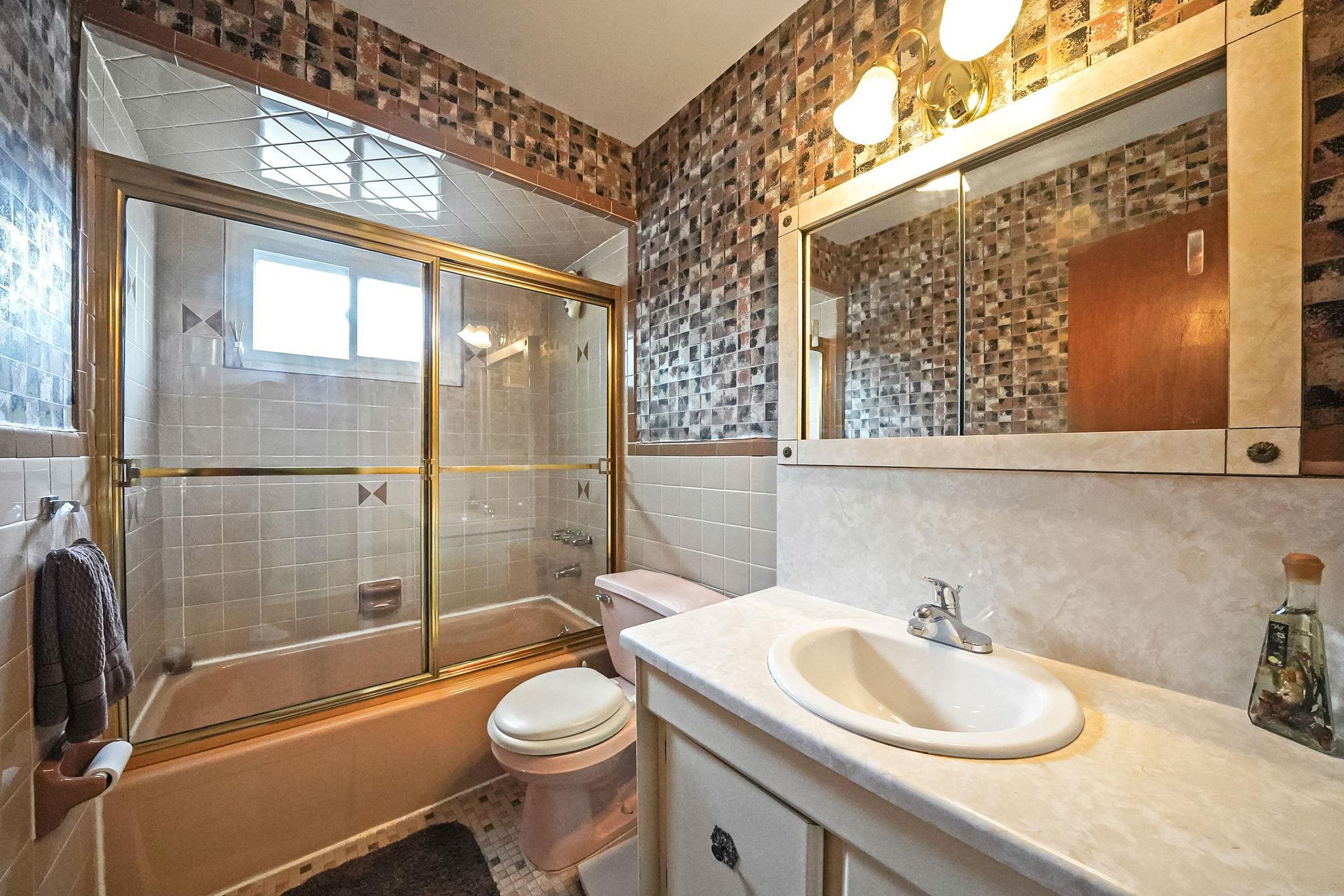 Single Family 167  Queens, NY 11358, MLS-868772-9