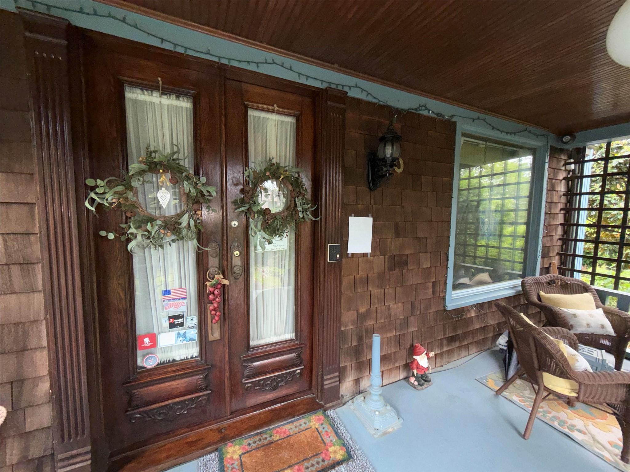 Single Family Ridge  Queens, NY 11363, MLS-868784-11