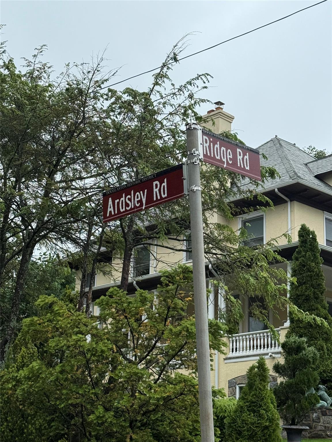 Single Family Ridge  Queens, NY 11363, MLS-868784-7