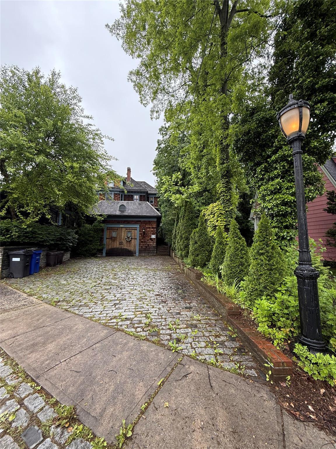 Single Family Ridge  Queens, NY 11363, MLS-868784-8
