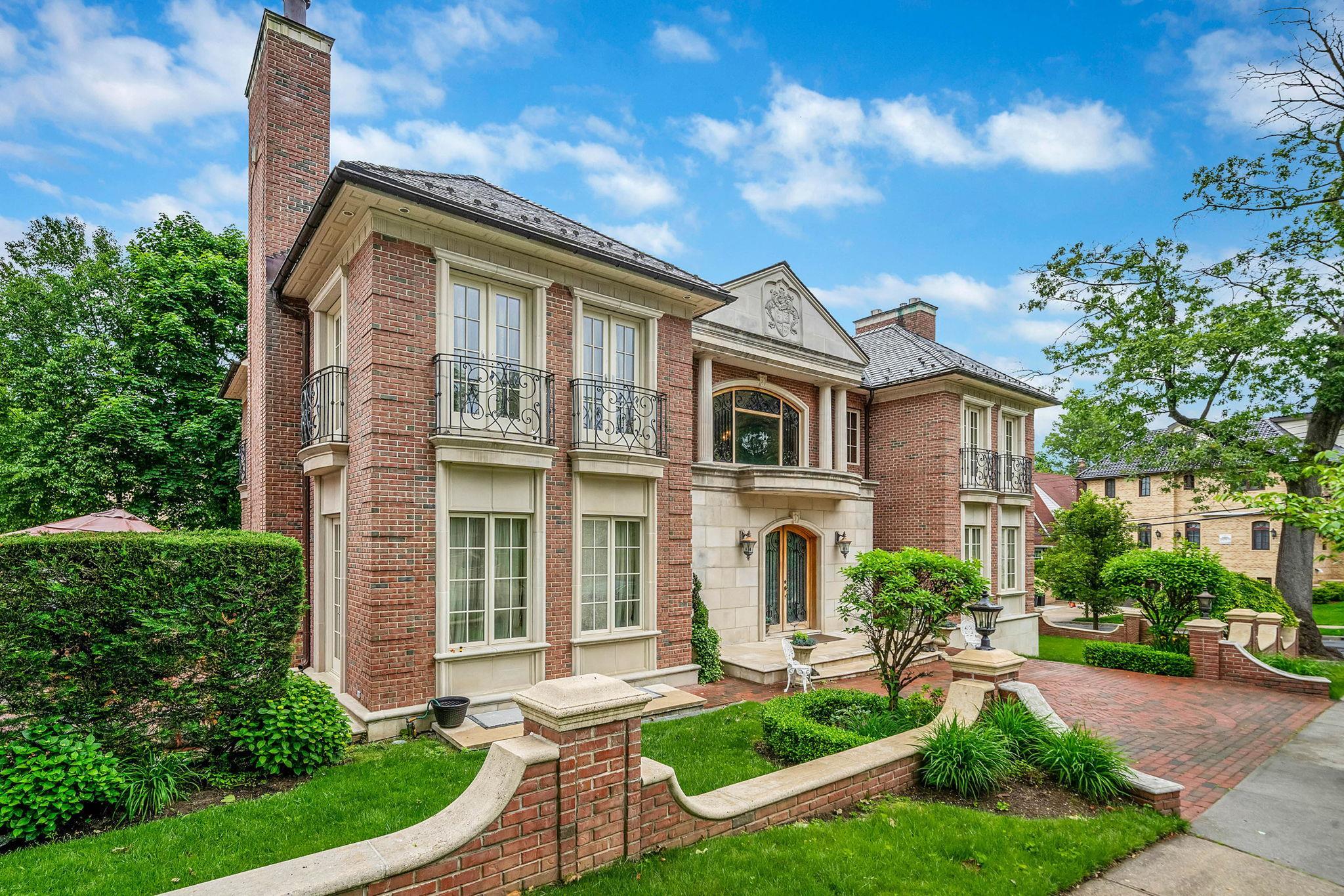 Single Family Radnor  Queens, NY 11432, MLS-868797-2