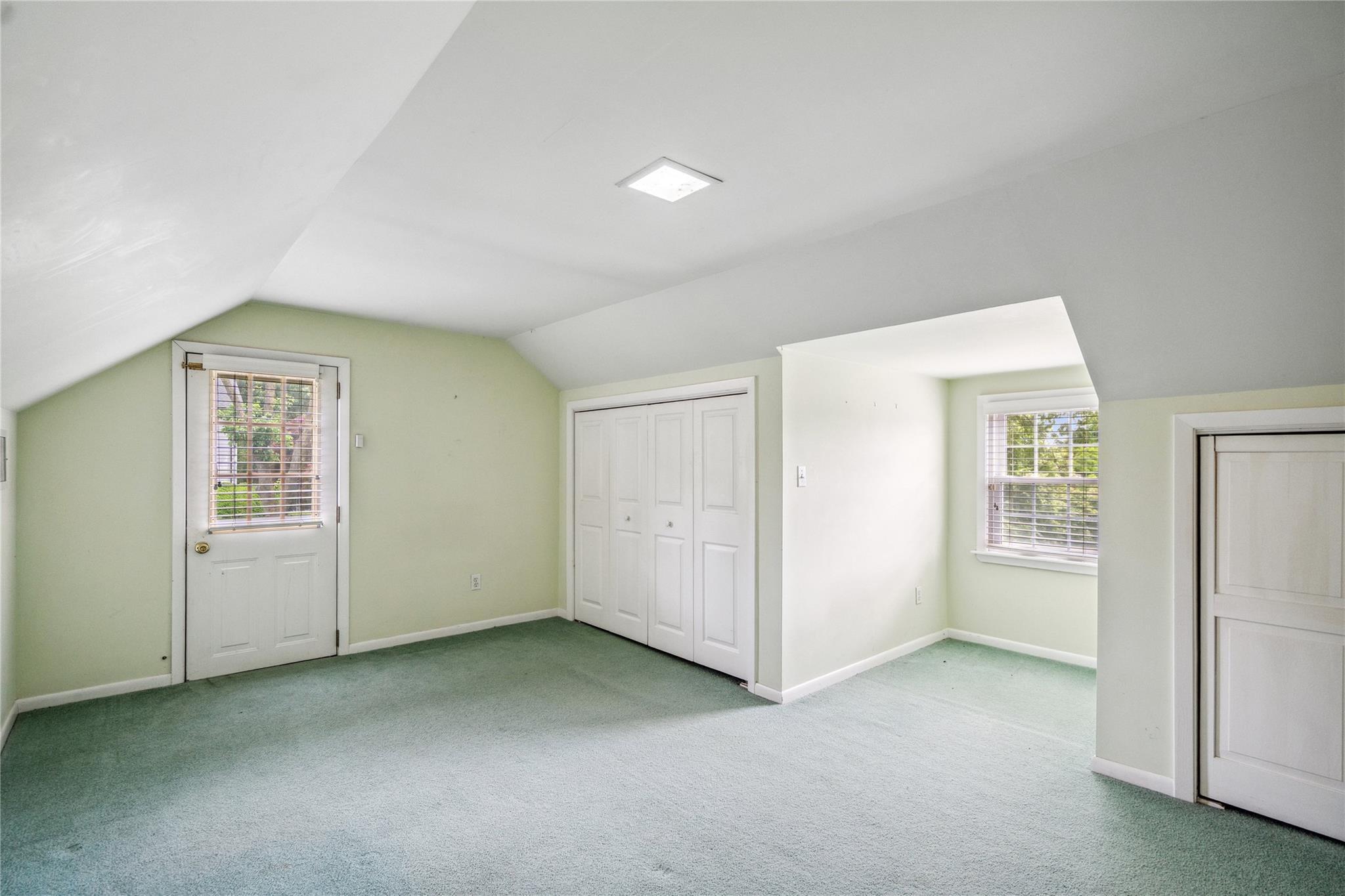 Single Family Salem  Nassau County, NY 11545, MLS-868806-21
