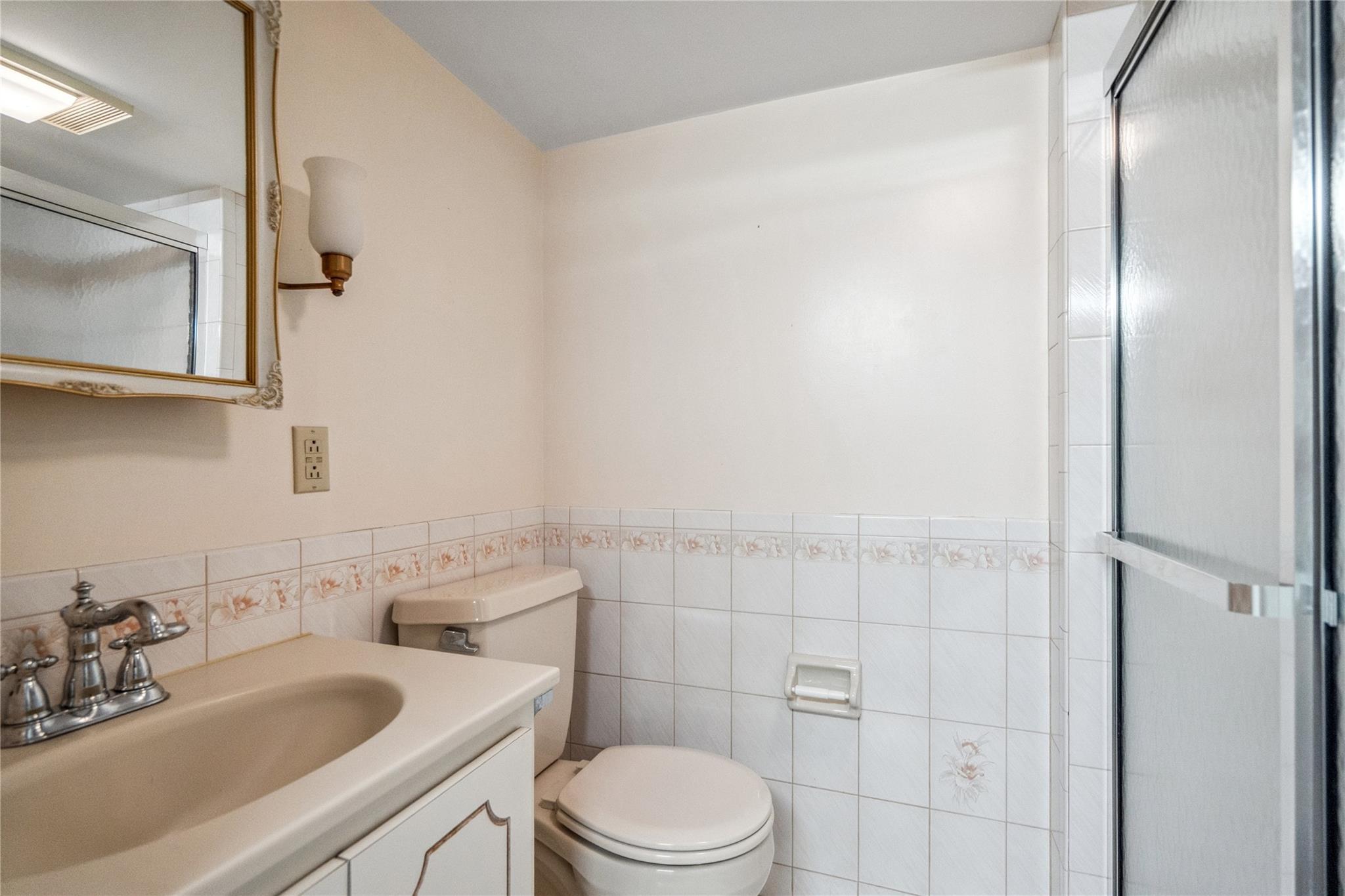 Single Family Salem  Nassau County, NY 11545, MLS-868806-29