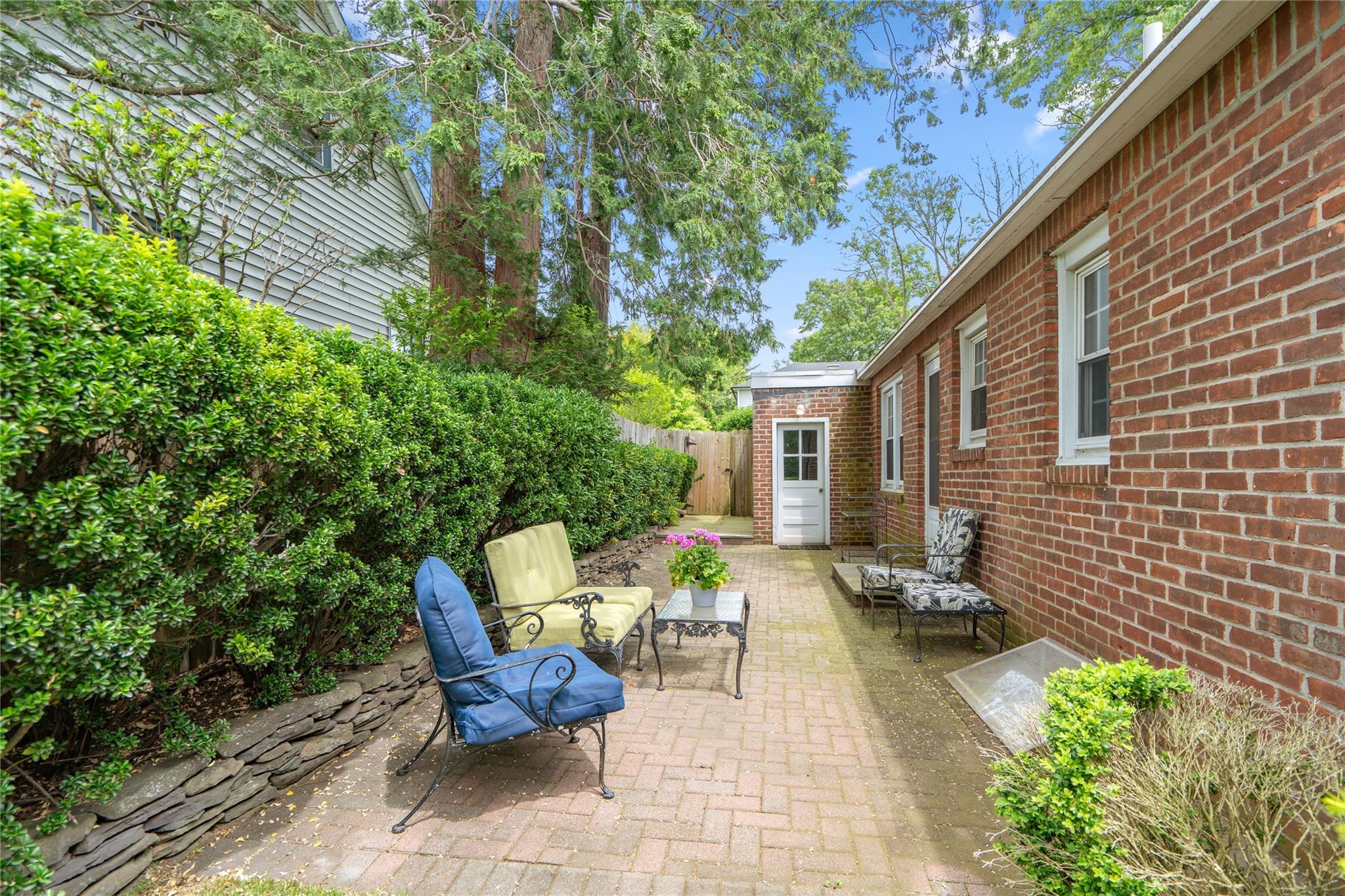 Single Family Salem  Nassau County, NY 11545, MLS-868806-35