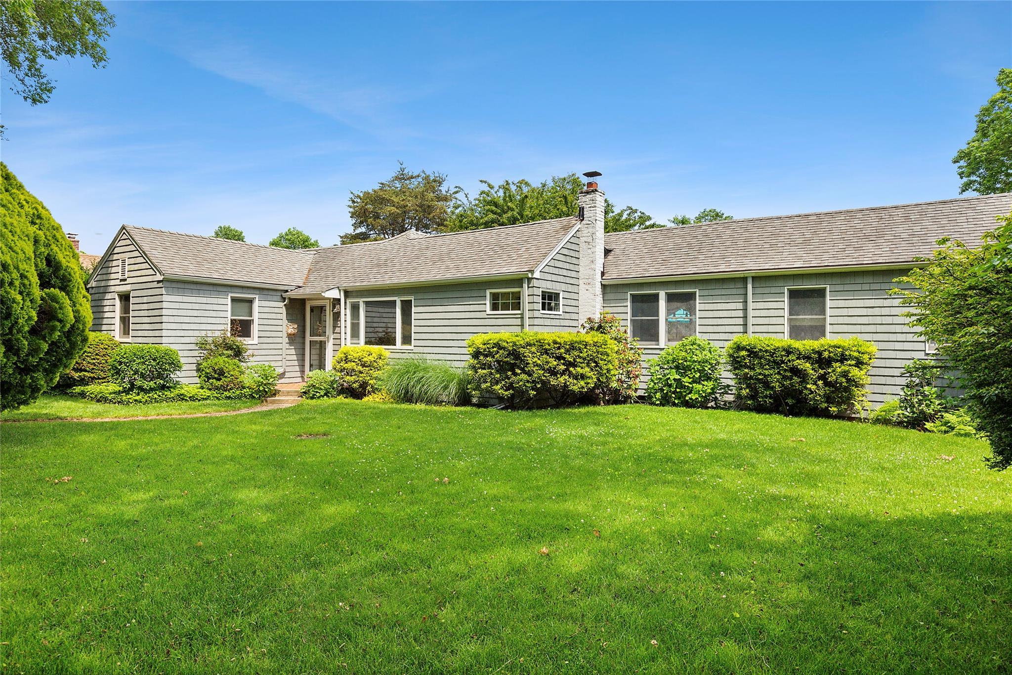 Single Family Maidstone  Suffolk County, NY 11937, MLS-868815-3