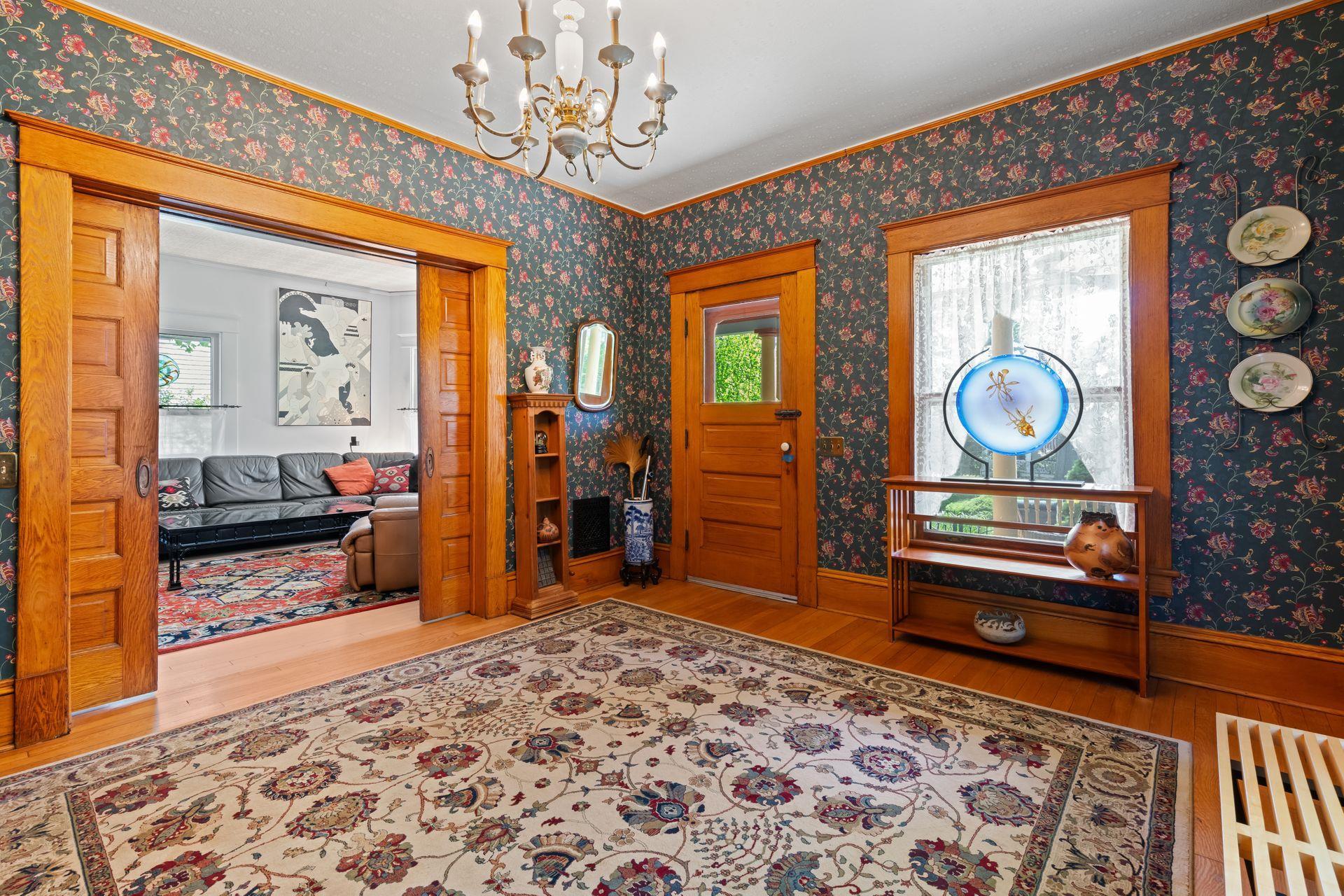 Single Family Ivy  Nassau County, NY 11771, MLS-868821-10
