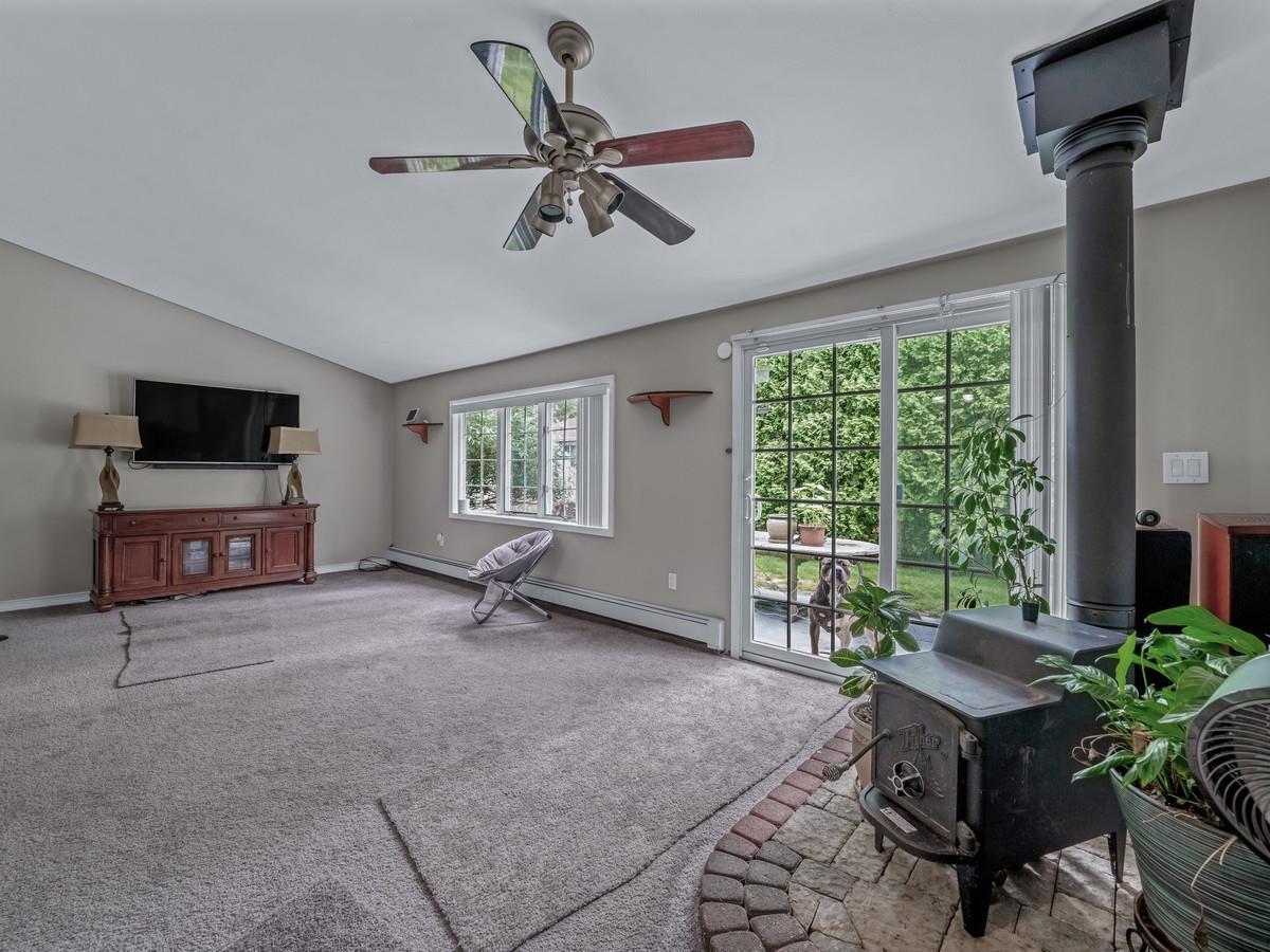 Single Family Pinetop  Suffolk County, NY 11967, MLS-868822-5