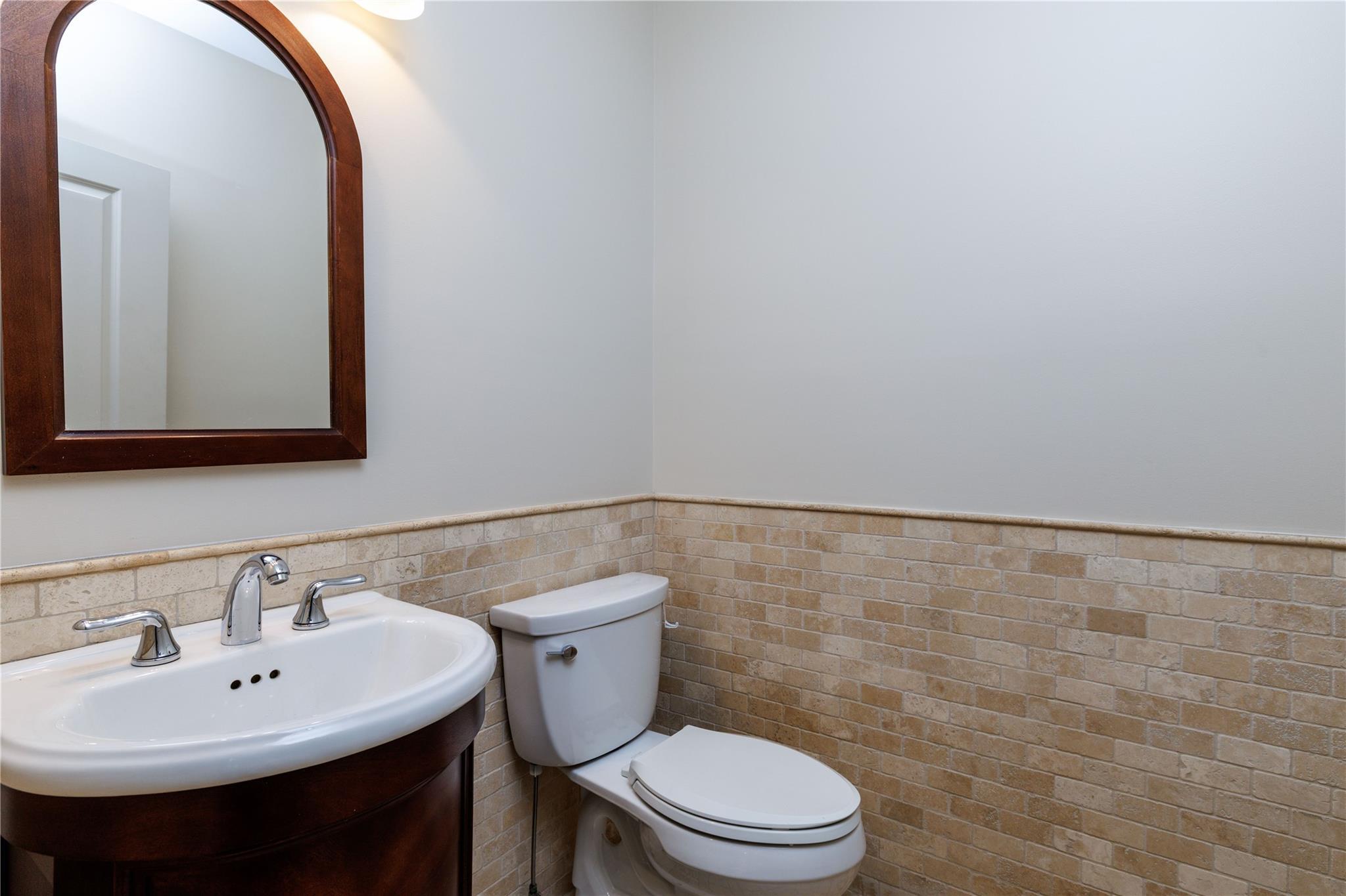 Single Family Commonwealth  Nassau County, NY 11758, MLS-868838-12