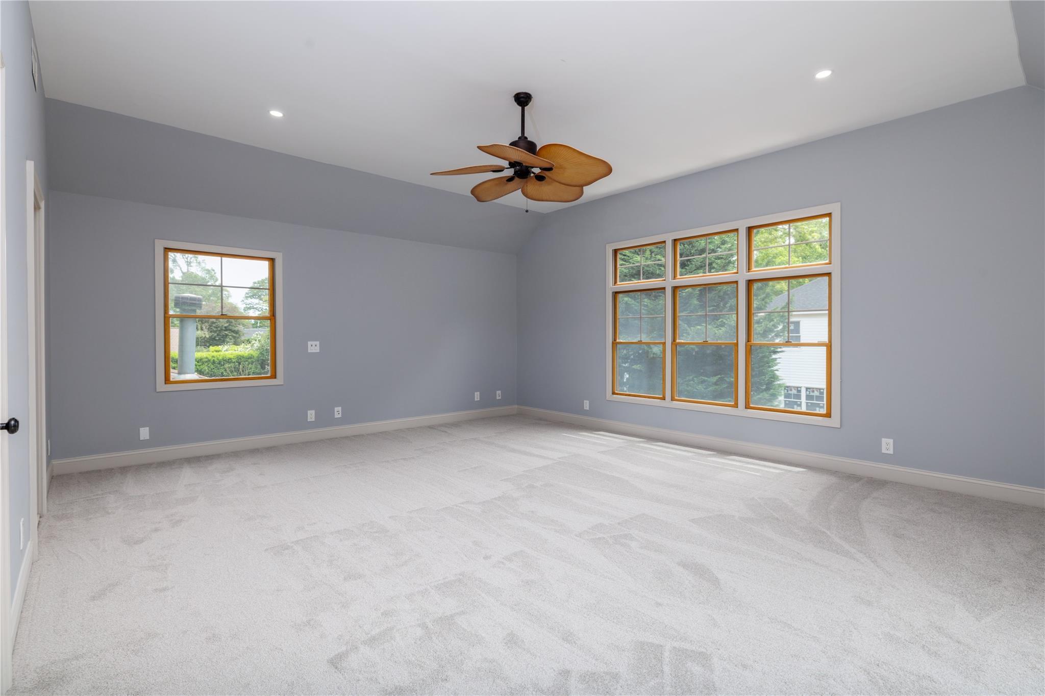 Single Family Commonwealth  Nassau County, NY 11758, MLS-868838-14