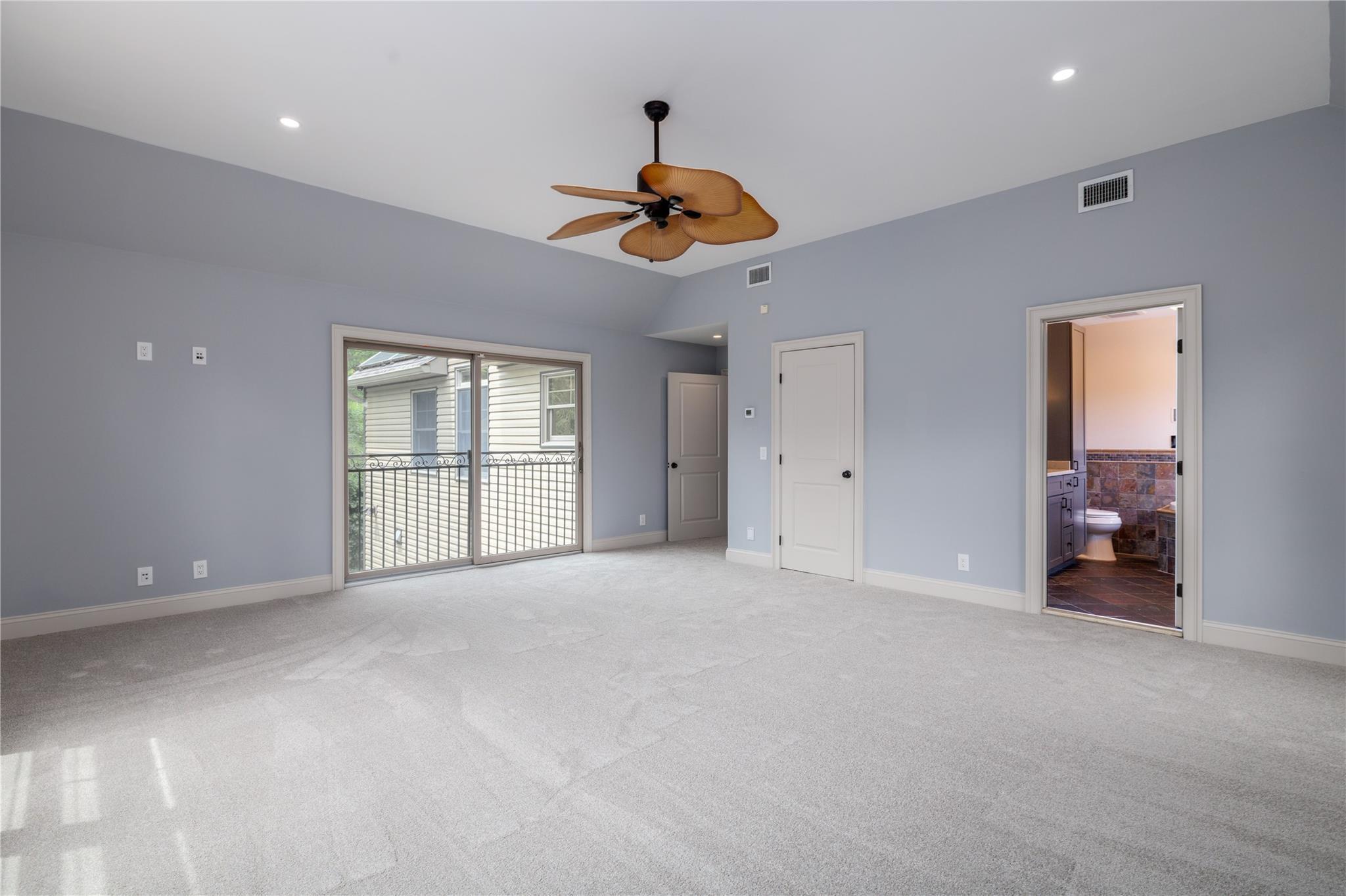Single Family Commonwealth  Nassau County, NY 11758, MLS-868838-15