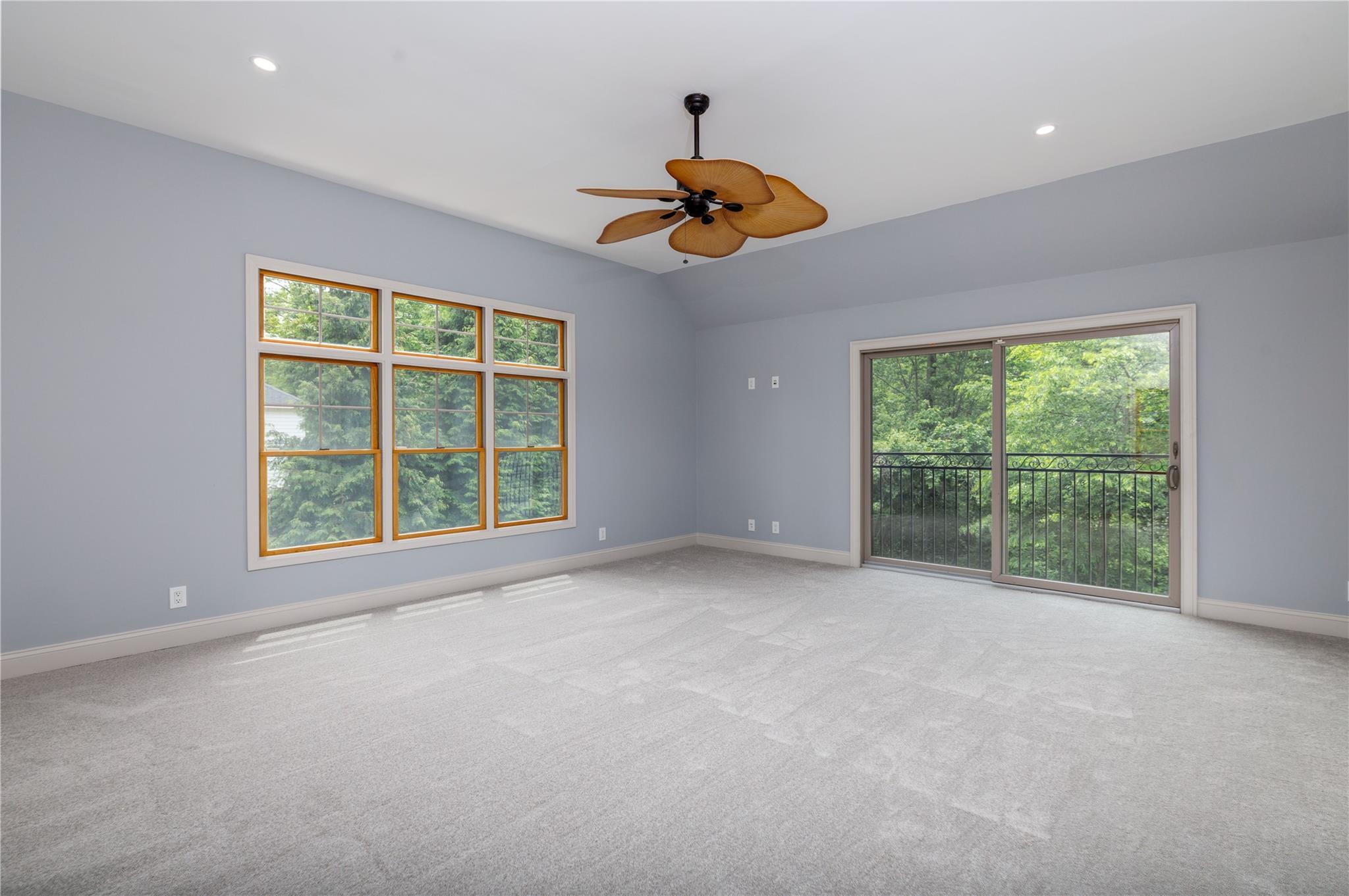 Single Family Commonwealth  Nassau County, NY 11758, MLS-868838-16