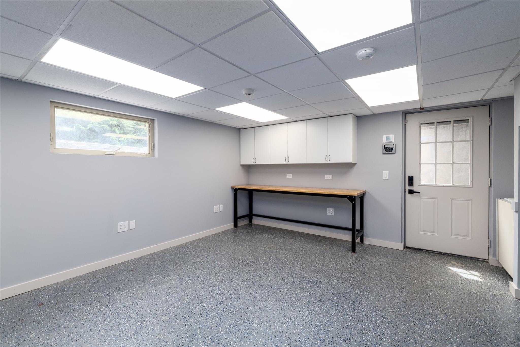 Single Family Commonwealth  Nassau County, NY 11758, MLS-868838-37